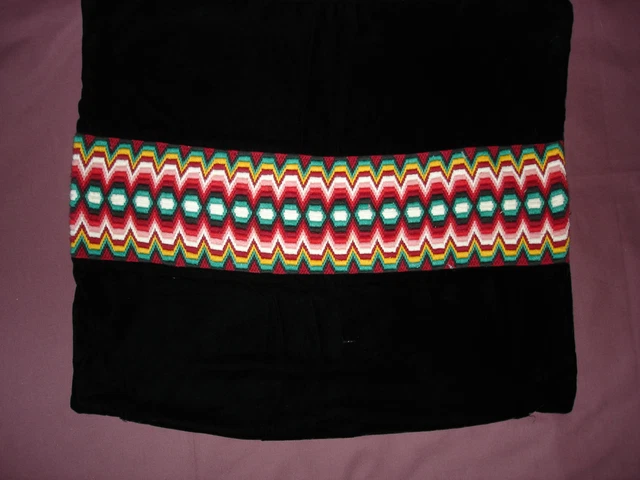 Beautiful Vintage Hand Embroidered Plush Tapestry  54cm/45cm(21''x18'') #0630