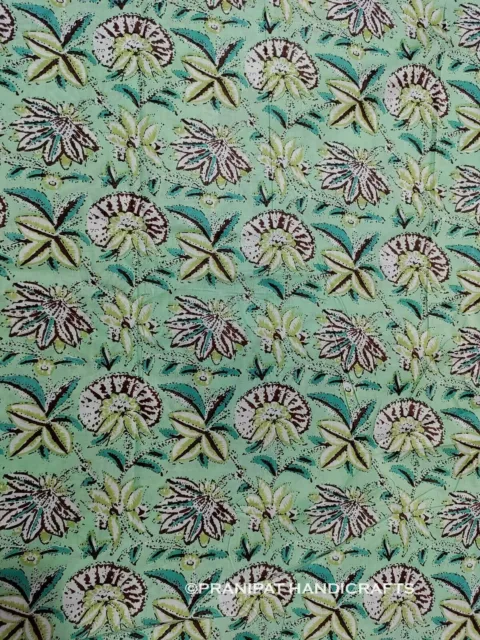 Indien Imprimé Floral Coton Hippie Doux de Luxe Vert Robe Faisant Tissu Par Yard