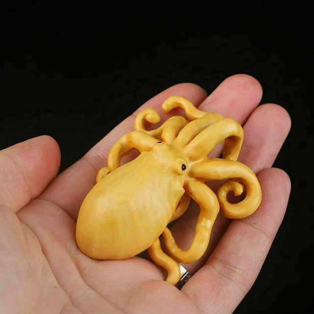7*6*2.5 CM Chinese hand Carved Boxwood Carving Figurine - Octopus