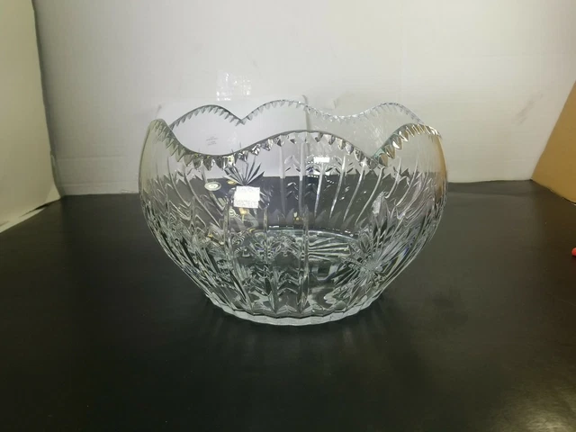 Vintage Signed House of Igor Carl Faberge Empress Crown Crystal Bowl Vintage Signed House of Igor Carl Faberge Empress Crown Crystal Bowl