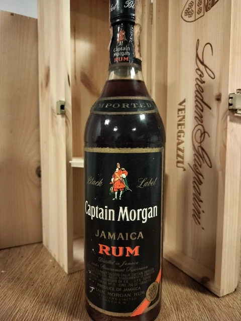 Jamaica Rhum 1970/80 Rum Captain Morgan 75cl 43%