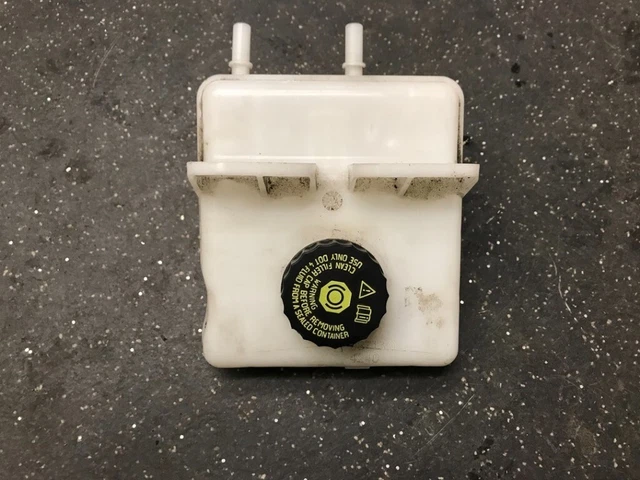 0204720866 FREIN LIQUIDE RESERVOIR Renault Zoé (AG) 2013