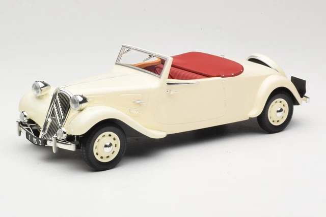 VOITURE MINIATURE AU 1/43: CITROEN Traction 22CV faux cab. NOREV ed. ligne noire EUR 48,00 - FR