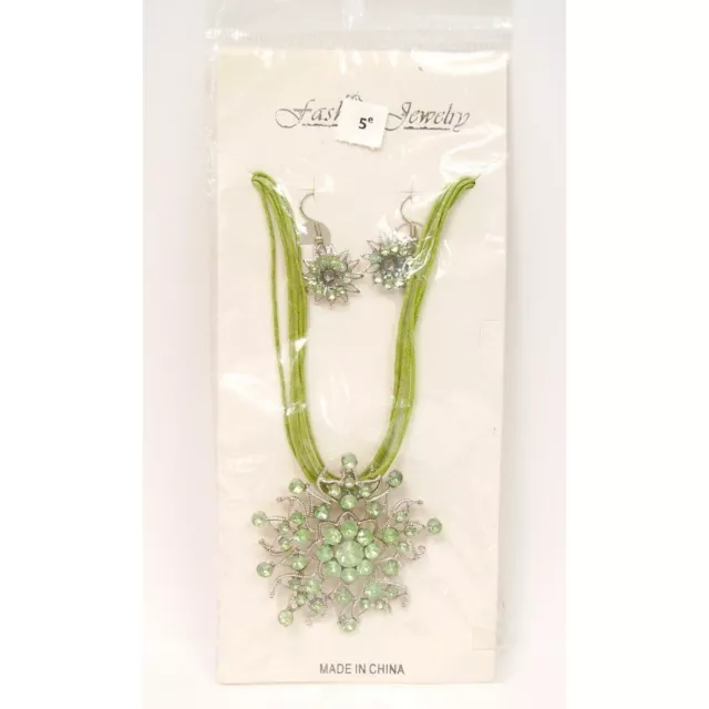 Parure Fantaisie Collier Et Boucles D'oreilles Vert