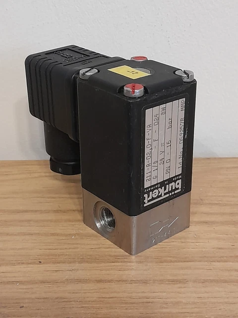 Burkert elettrovalvola stantuffo 2 porte N/C 24VDC G1/8 porte 211-A-02.0-F-VA