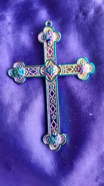 Pendentif Croix De Jésus En Laiton Doré - Bleu Violet - Longueur 7.5 Cm