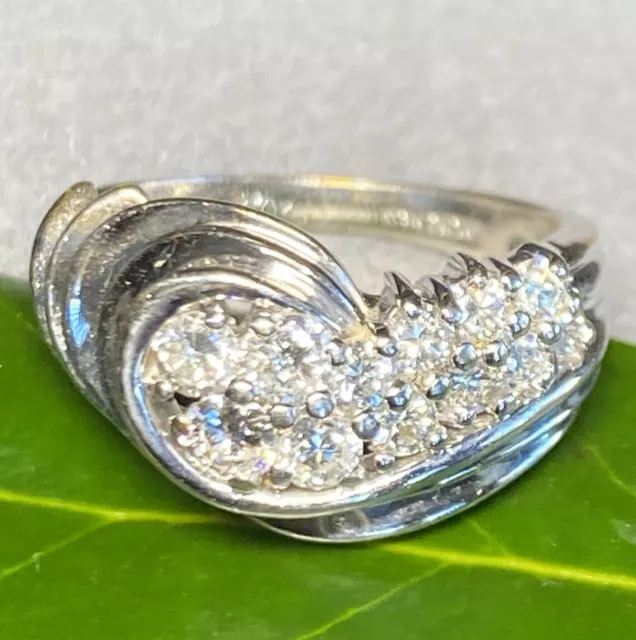 Jose Hess 18K White Gold Diamond Ring Vintage Ribbed Textured Wave Size 6.25 Jose Hess 18K White Gold Diamond Ring Vintage Ribbed Textured Wave Size 6.25