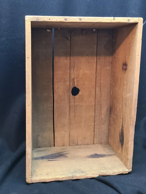 Vintage Dovetail Wood Primitive ATLAS Powder Co CRATE Box Advertising Explosive 3