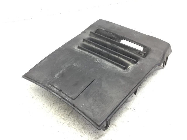 Cache carenage sous selle gauche SUZUKI DR 650 RS 1990-1995