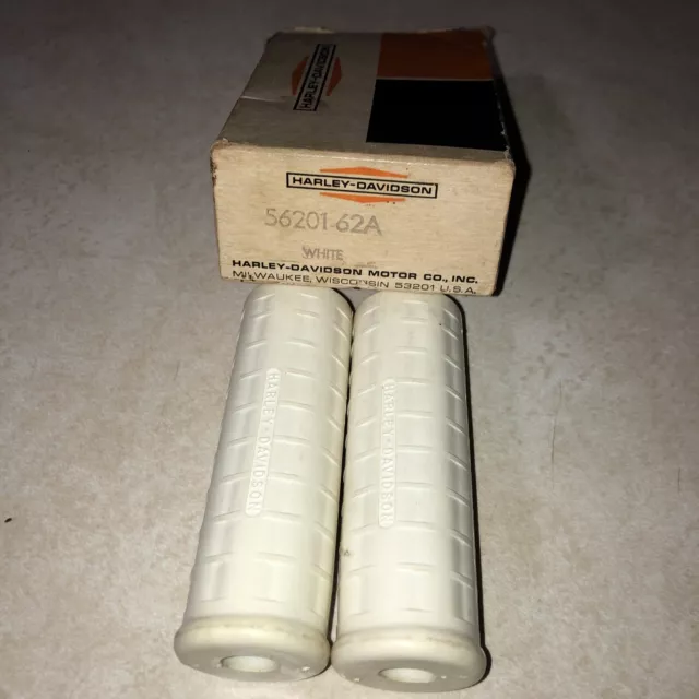 white handlebar grips