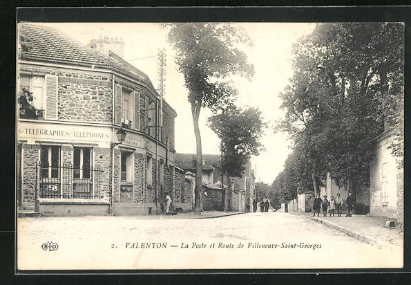 CPA Valenton, La Poste et Route de Villeneuve-Saint-Georges