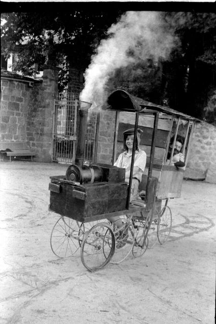 Lot 40 ancien négatif photo 35mm bobine portraits famille train enfants an. 1950