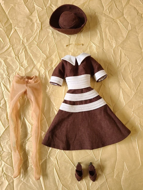 Ensemble pour poupéeMon adorable poupée