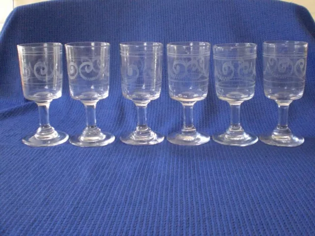 6  Beau Verres Ancien  Souffler Décors Graves