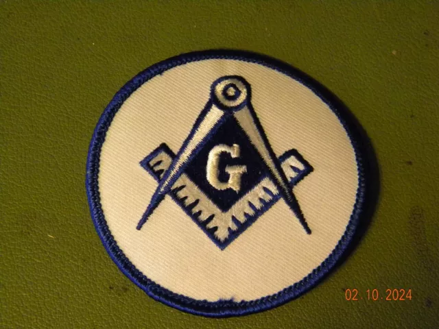 Square & Compass Round Embroidered Masonic Patch   3"