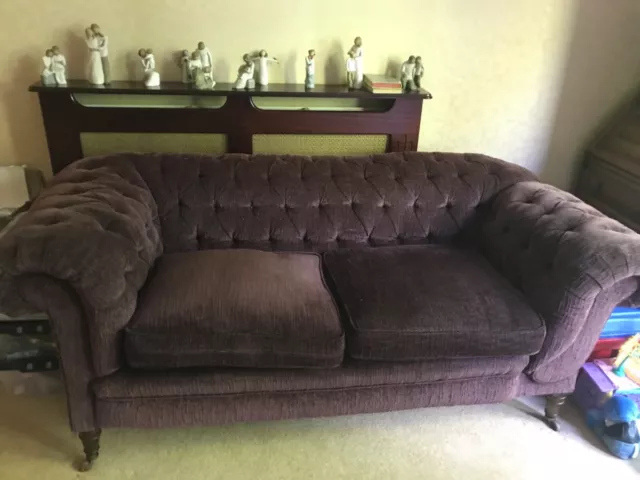 Vintage chesterfield style sofa with mechanical drop arm 
