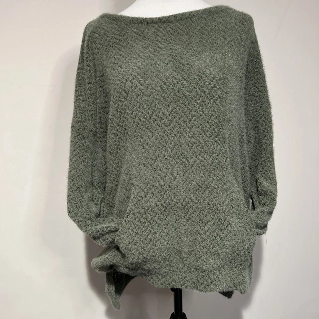 White Birch Sweater Women’s Size Small Soft Cozy Front Pocket Hi-low Oversized