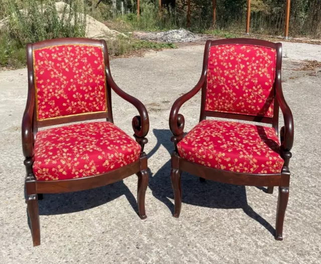 2 Fauteuils à crosses en Acajou 1820-30 en bon état