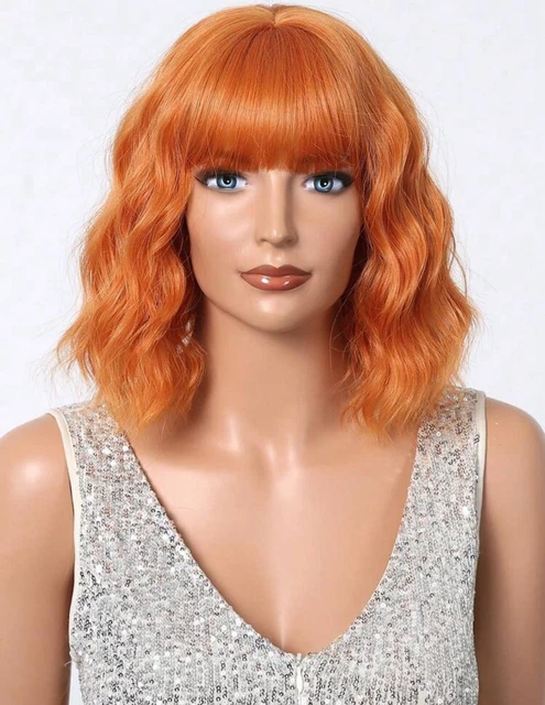Perruque Synthétique Rousse Courte Avec Frange Ondulée - Bonnet Taille M, Neuf Sans étiquette