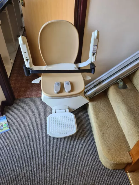 Acorn Stair Lift Straight Used Professional 130 Model Chair