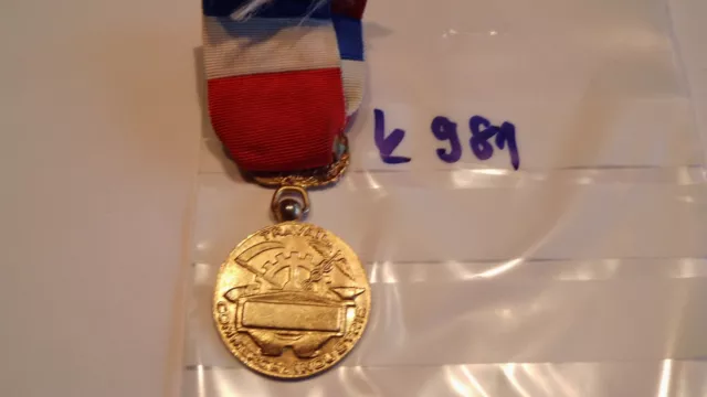 Orden Frankreich Medaille Travail Commerce Industrie golden (k981)