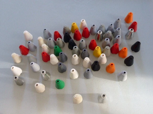 Lego Lot De + 60 Cones 2X2X2, Reference 3942