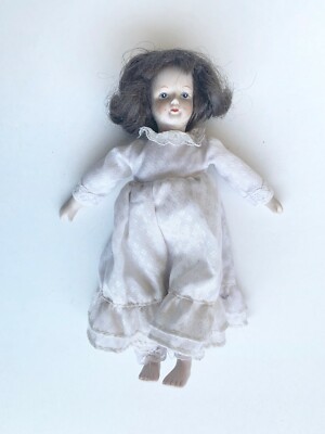 Zasan 5 Porcelain Doll 8" White dress Blue eyes