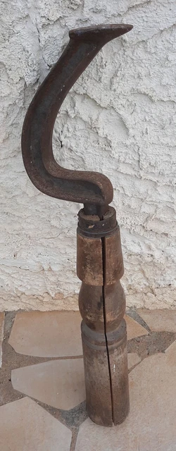PIED ENCLUME DE CORDONNIER OUTIL ANCIEN 3 POINTS AR2 COLLECTION | UK