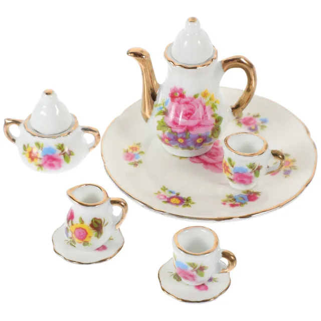 Ensemble de tasses à thé miniatures en porcelaine, soucoupe, assiettes,