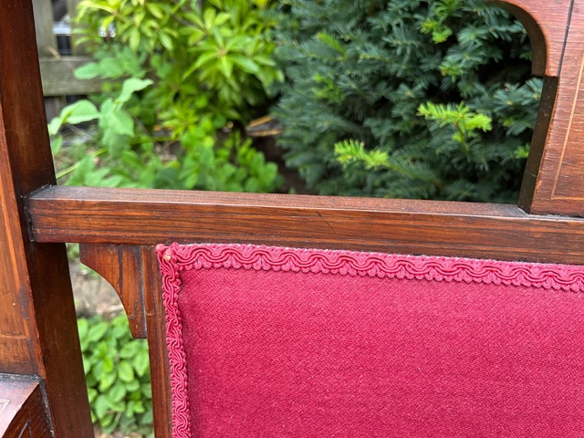 Victorian Rosewood Settee Inlaid with Cartouche Motifs Upholstered in Red Fabric 3