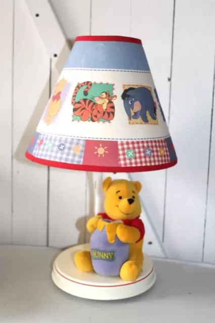 VTG Disney Winnie the Pooh Lamp & Shade. Works!