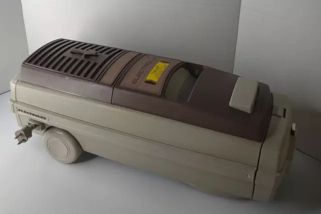 Electrolux L.E. Canister Vacuum Power Unit Only READ