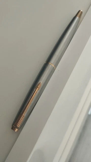 Stylo Plume Parker 45 Acier Brossé - Modèle Rétro