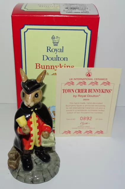 Royal Doulton Vintage 2002 TOWN CRIER Ltd Edition 892/2500 Bunnykins DB259 💜