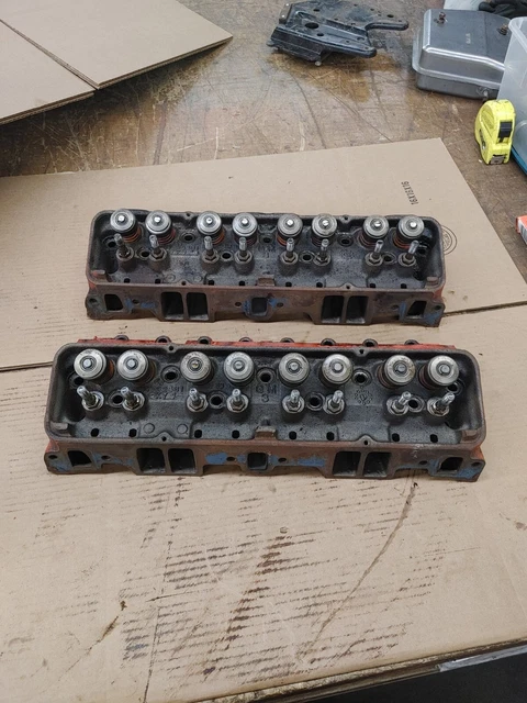 1965 Small Block Chevy SBC 327 Hump Heads 3782461 461, HI PERF. 2.02/1.60 K-5-4