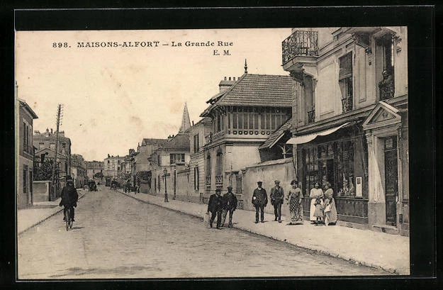 CPA Maisons-Alfort, la Grande Rue