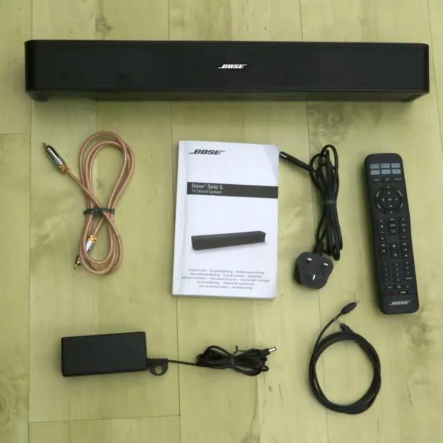 Bose Solo 5 Soundbar. Sistema soundbar TV con telecomando