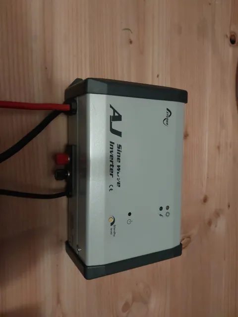 Auto Wechselrichter 2000w 12V 24V mit 4 USB & 2 Universalstecker  Spannungswandler Adapter Konverter für elektronisches Solarsystem