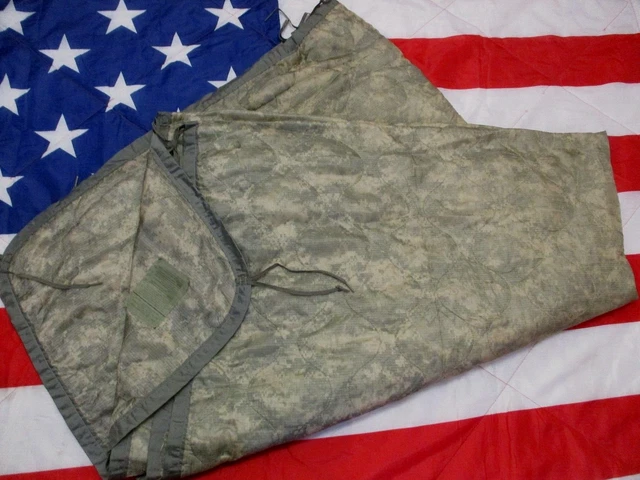 GENUINE USARMY ISSUE ACU DIGI CAMO PONCHO LINER BLANKET woobie Afganistan iraq GENUINE USARMY ISSUE ACU DIGI CAMO PONCHO LINER BLANKET woobie Afganistan iraq