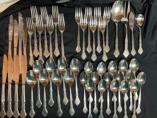Stanley Roberts Rogers Co Stainless Dorchester Flatware 50 Piece Set