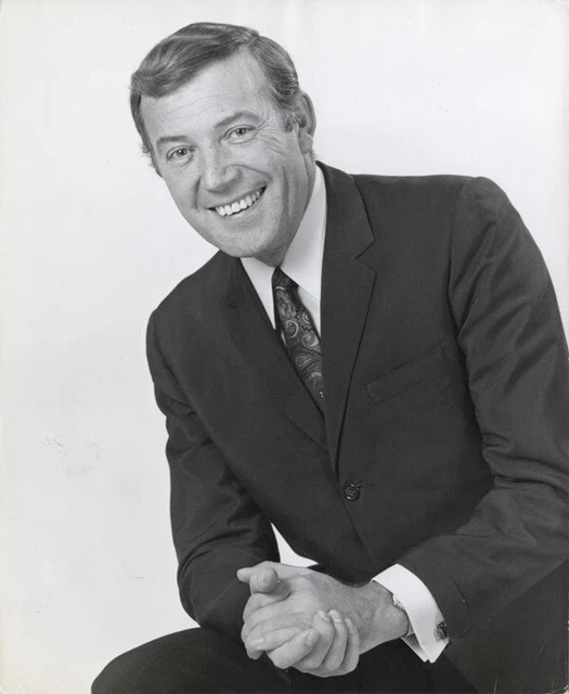 Val Doonican Irish Singer Entertainer Vintage Stamped Original 8x10 Photograph