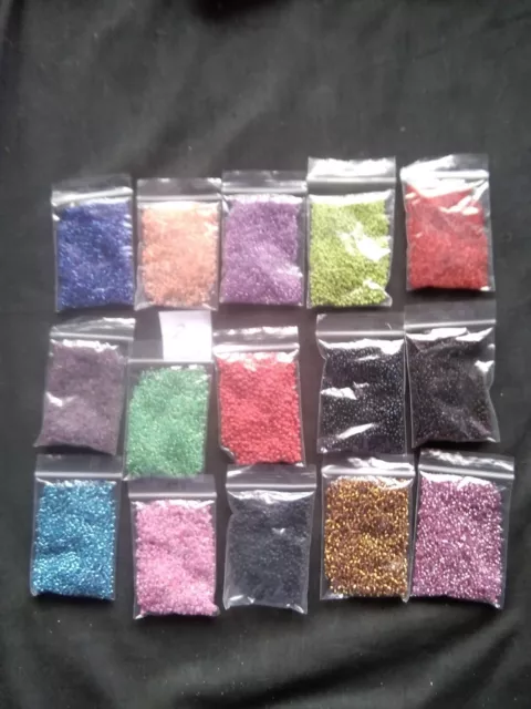 job lot 300 gram  mixed colours size 11 glass seed   beads  15 x 20 g    NEW