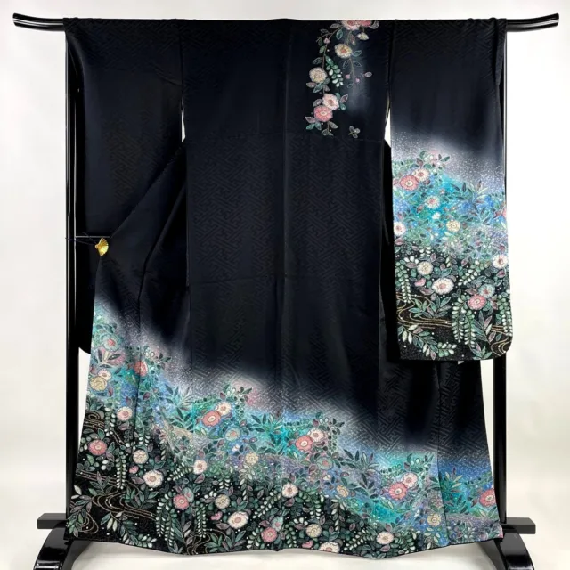 Japanese kimono SILK"FURISODE" long sleeves, GLD leaf, Sign,Black,L5'5"..3651