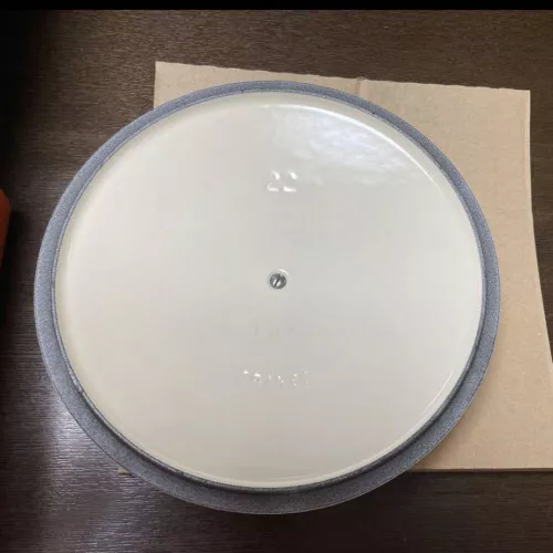 Maceta Le Creuset Alivio de Flor 22 cm Marmita Algodón Blanco con Caja de Japón 2