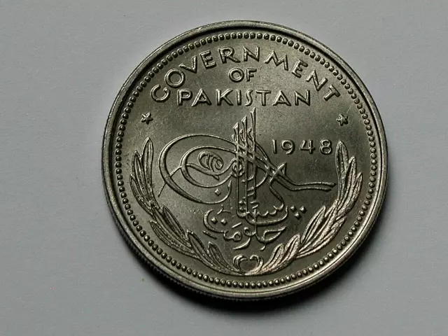 Pakistan 1948 1 RUPEE Coin AU+ with Toned-Lustre