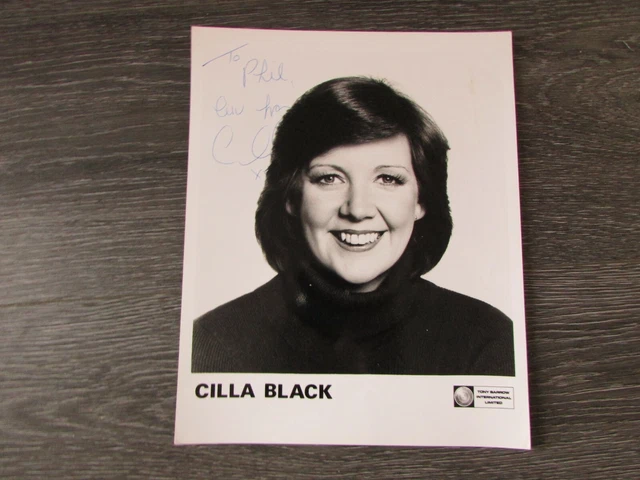 Cilla Black Singer & TV Presenter Original Hand Signed Photo