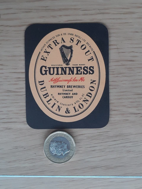 Altes britisches Bier-/Getränkeetikett: Guinness bttld Rhymney Brauerei