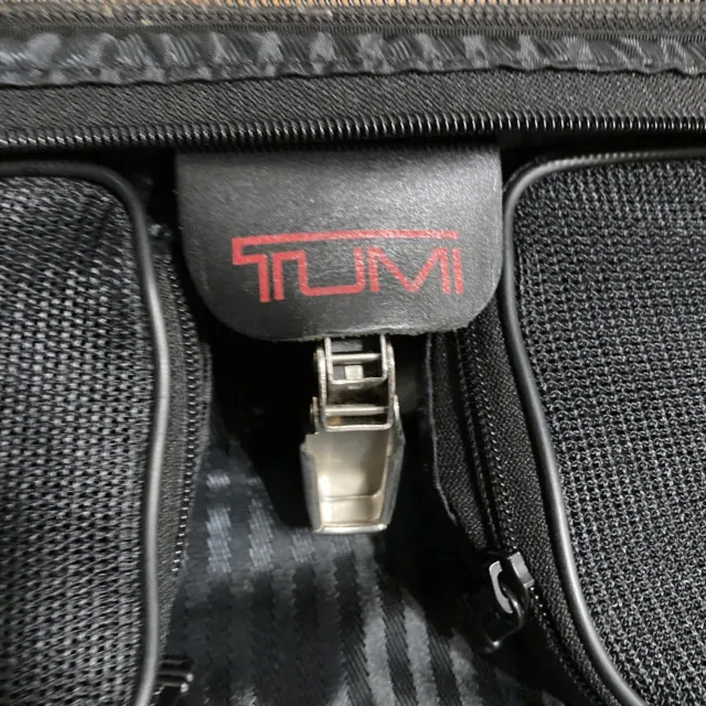 Tumi Black Alpha Wheeled Garment Bag 2233D3 Extended Trip Rolling Wardrobe 11