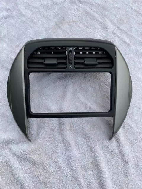 Toyota Rav RAV4 Stereo Surround Fascia Heater Vents Centre Dash Panel