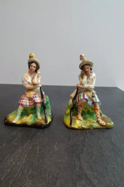 + Paire de figurines, statuettes en porcelaine polychrome 19è - écossais? +